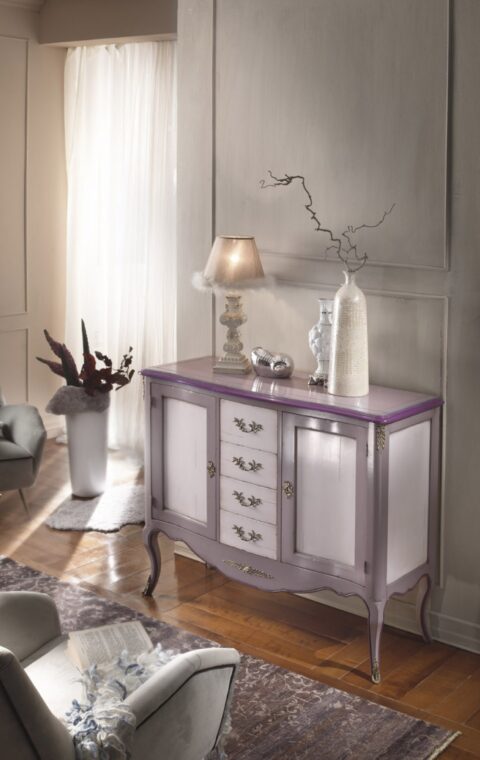 SMALL SIDEBOARD